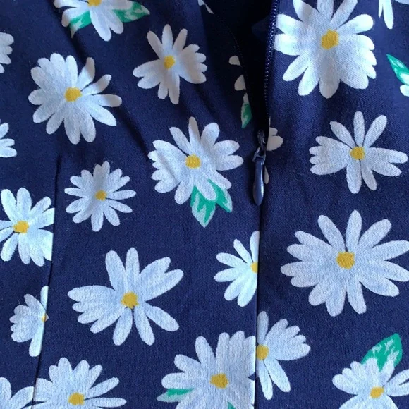 Robe - Picture 3 of 3